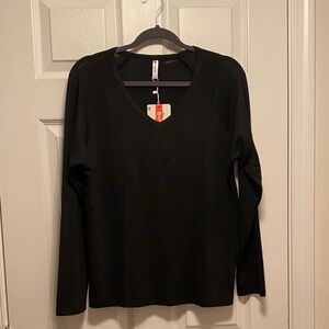 Bettysays Black V-Neck Women's Top…size L